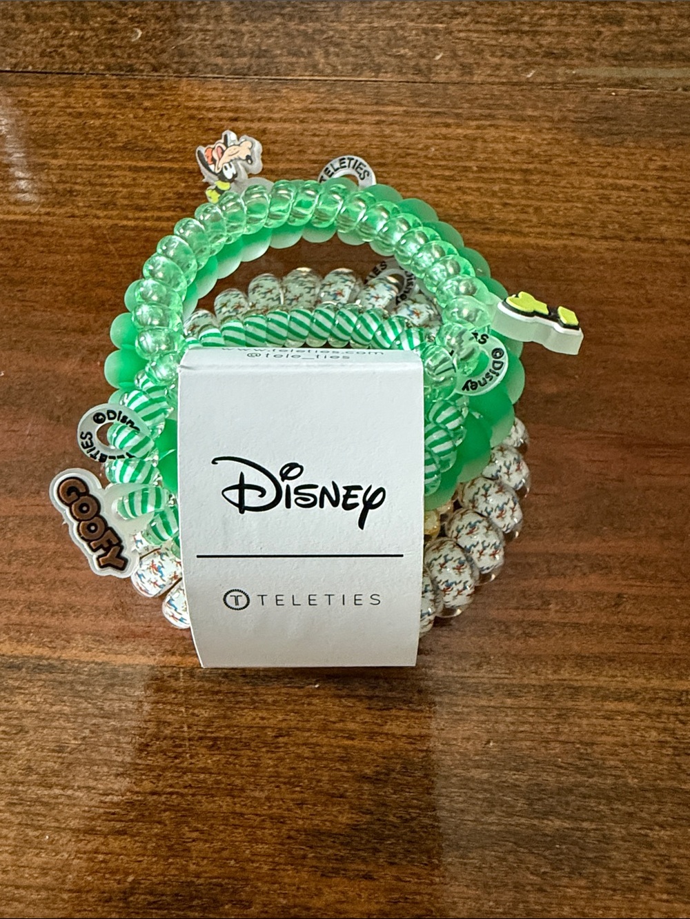 Disney Teleties Goofy Charm Green Spiral Hair Ties - Picture 1 of 7
